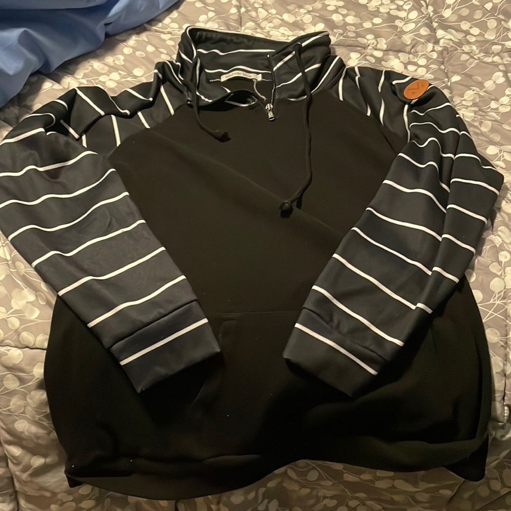 Michelle Mae pullover size Xl